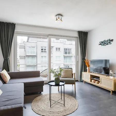 Century 2a Lägenhet
